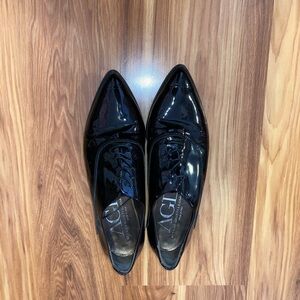 AGL Attilio Giusti Leombruni black patent pointed toe oxford - size 37.5 - $88